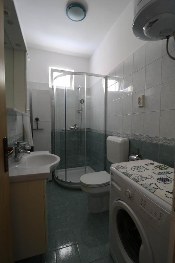 Casa Santo E Albina Rabac Villa Bagian luar foto