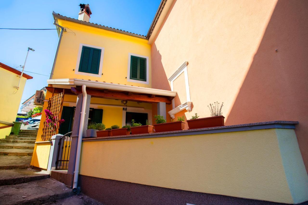 Casa Santo E Albina Rabac Villa Bagian luar foto