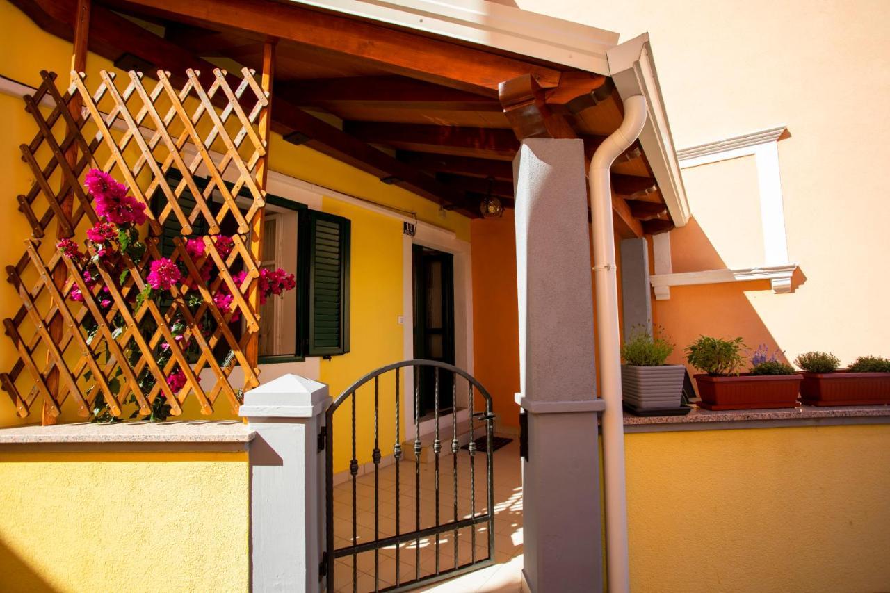 Casa Santo E Albina Rabac Villa Bagian luar foto