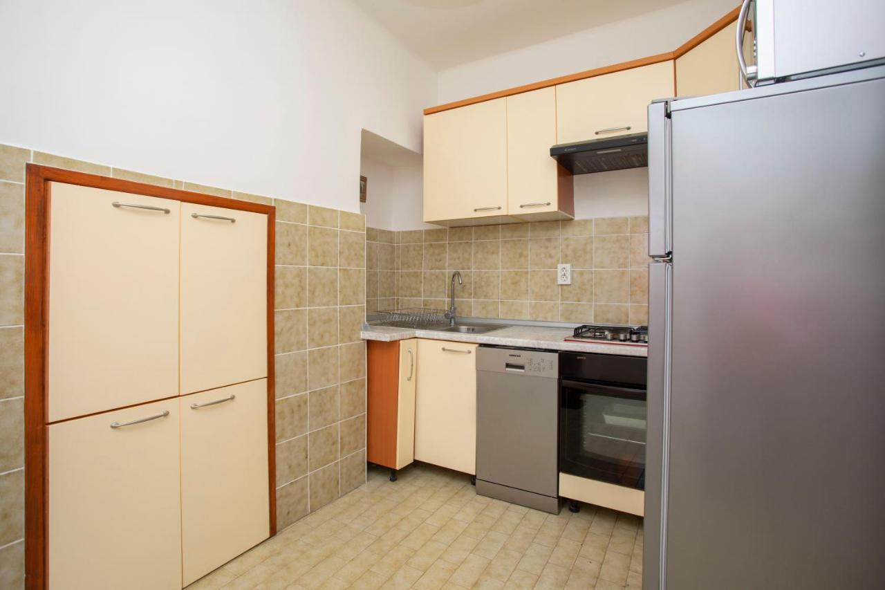 Casa Santo E Albina Rabac Villa Bagian luar foto